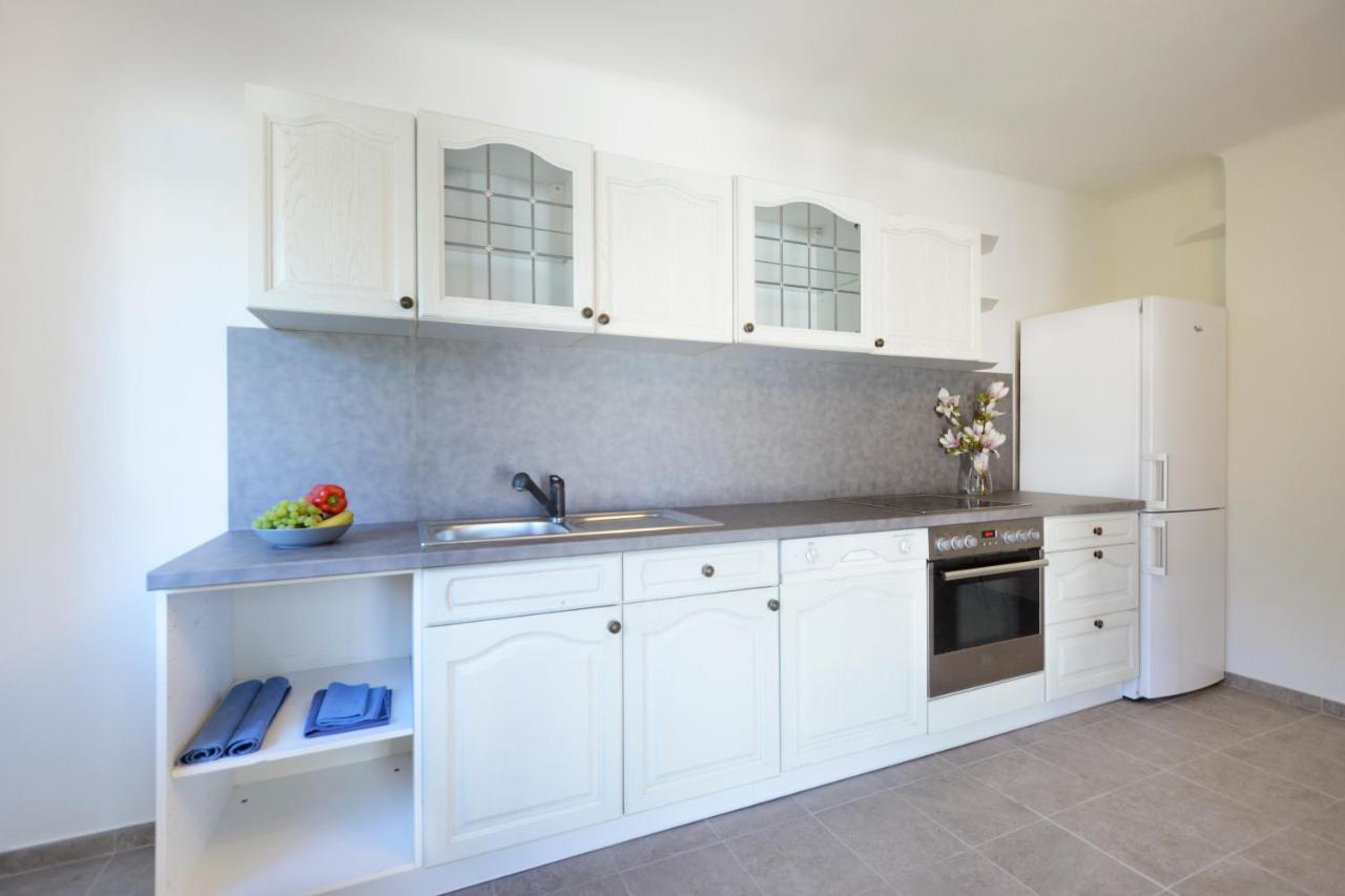 Apartmany Jevany 외부 사진