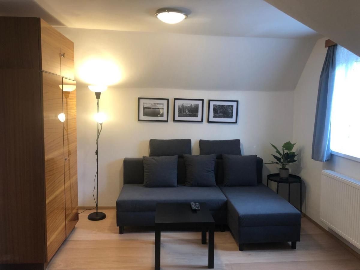 Apartmany Jevany 외부 사진