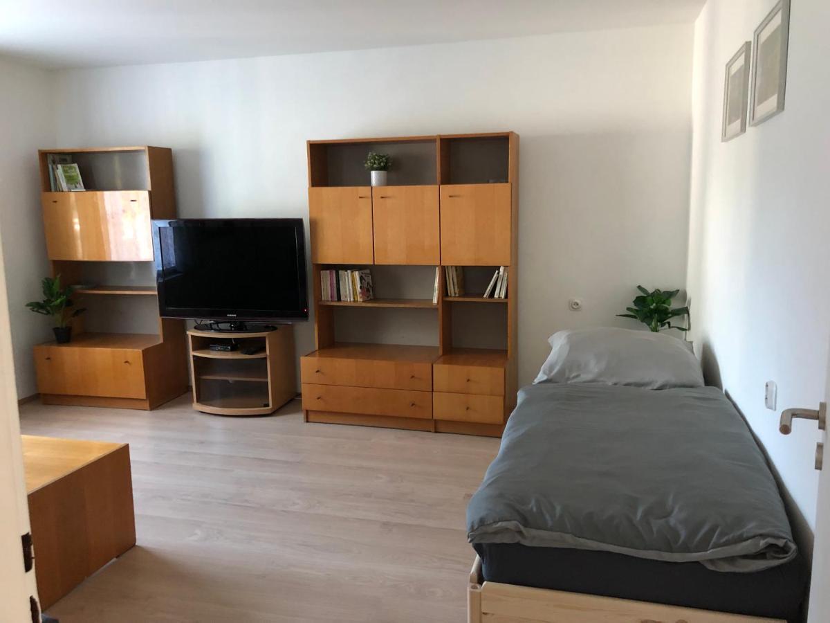 Apartmany Jevany 외부 사진