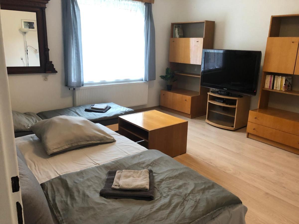 Apartmany Jevany 외부 사진